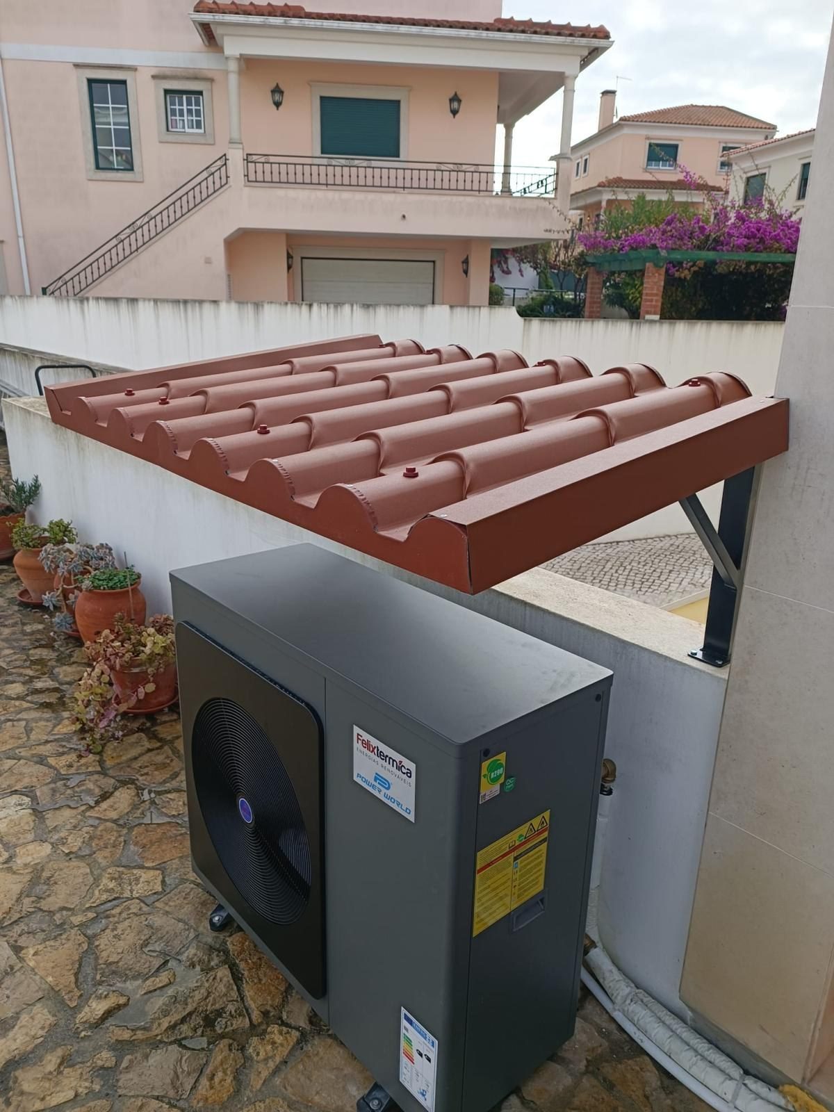 Cobertura metálica — obra P.F. Metais